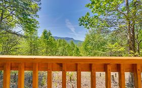 Gatlinburg Vacation Rental With Hot Tub And Game Room!